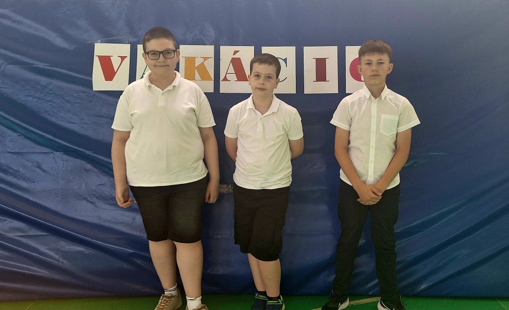Az I. helyen a bujáki „Kisrigók  boys” csapata végzett. Felkészítő tanár: Félixné Oravecz Zsuzsanna Köszönjük munkáját! Fotó: Cserhát Natúrpark